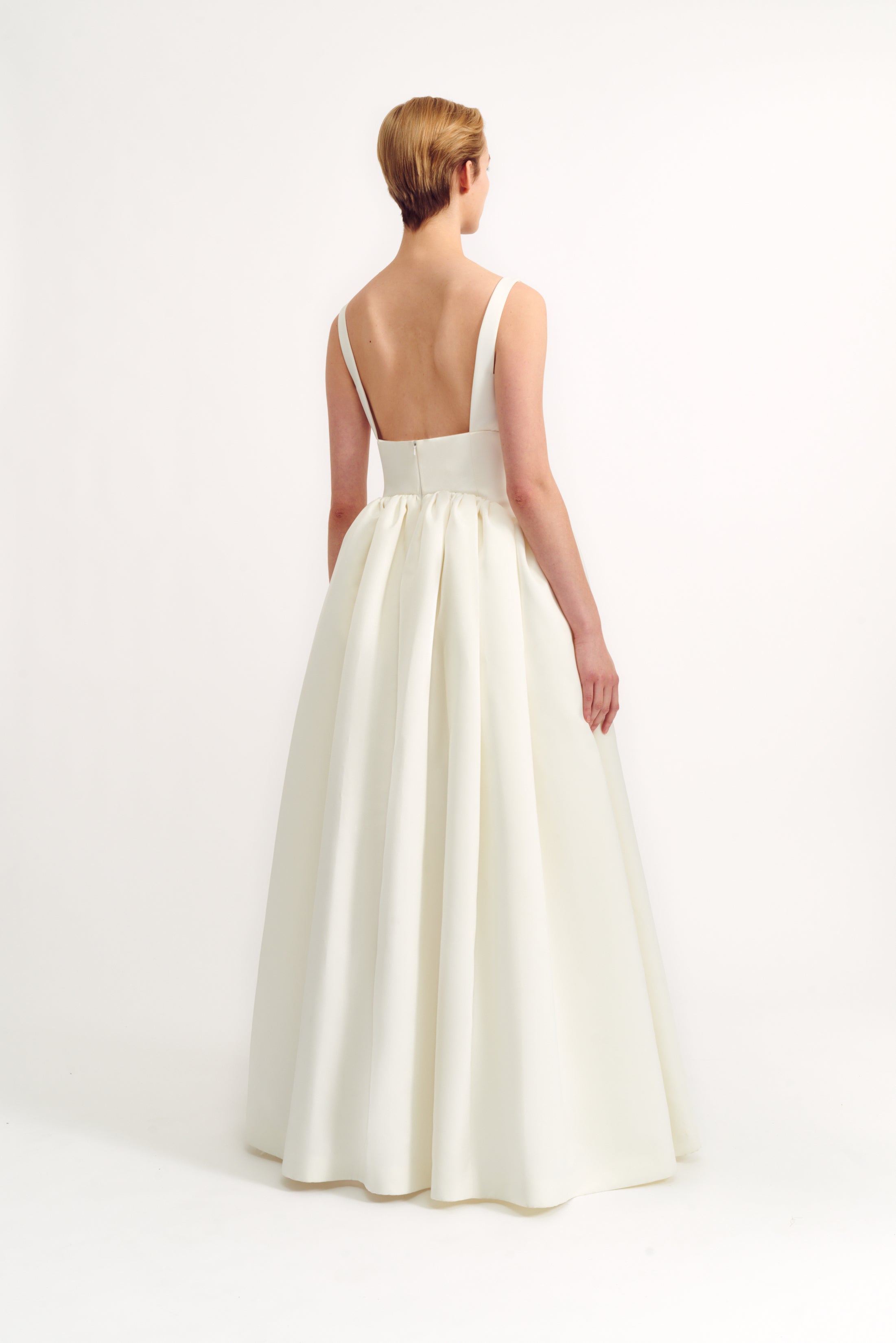 ■Emilia Wickstead オークベリーマキシドレス Diamond Bridal Dress in Ivory Genzianella | Emilia Wickstead