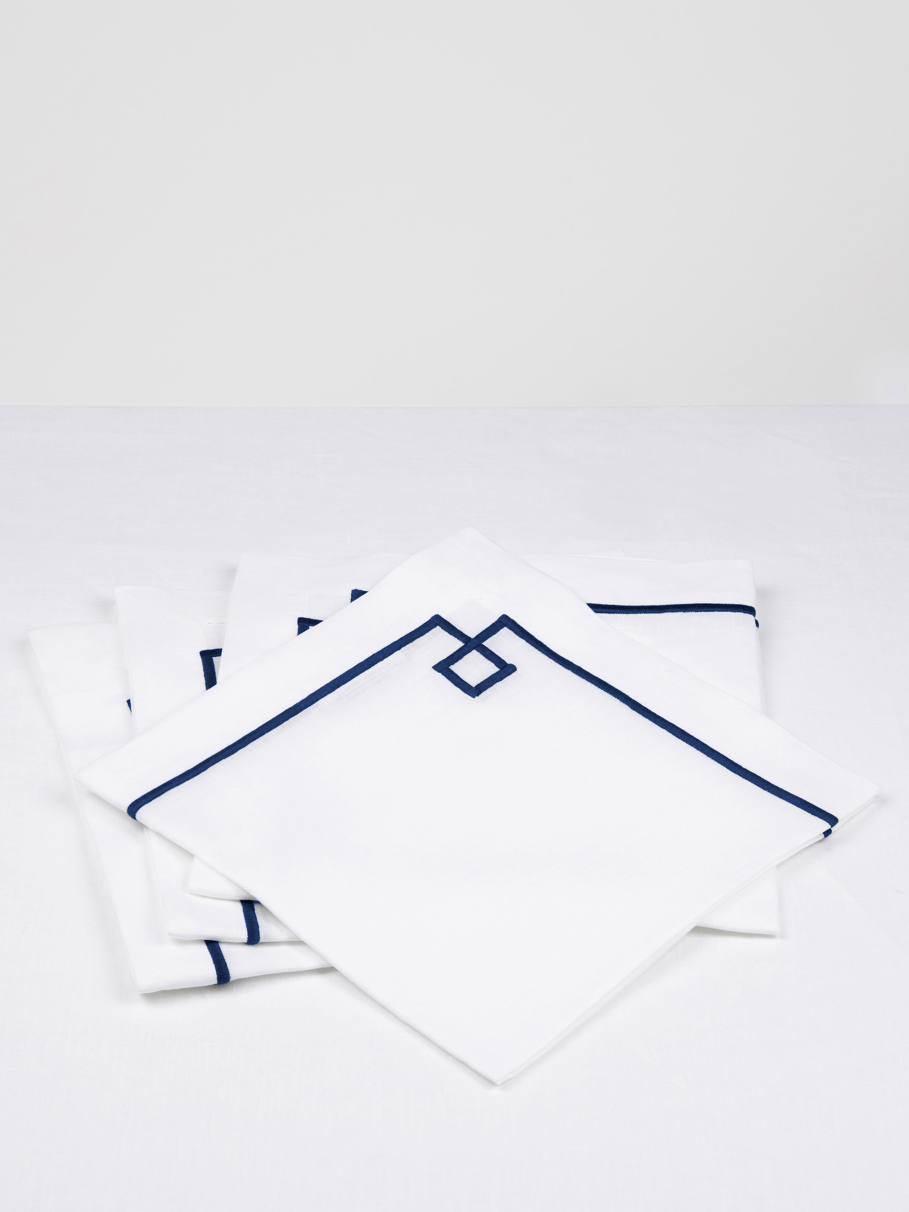 Roma Napkin White With Dark Navy Border Emilia Wickstead