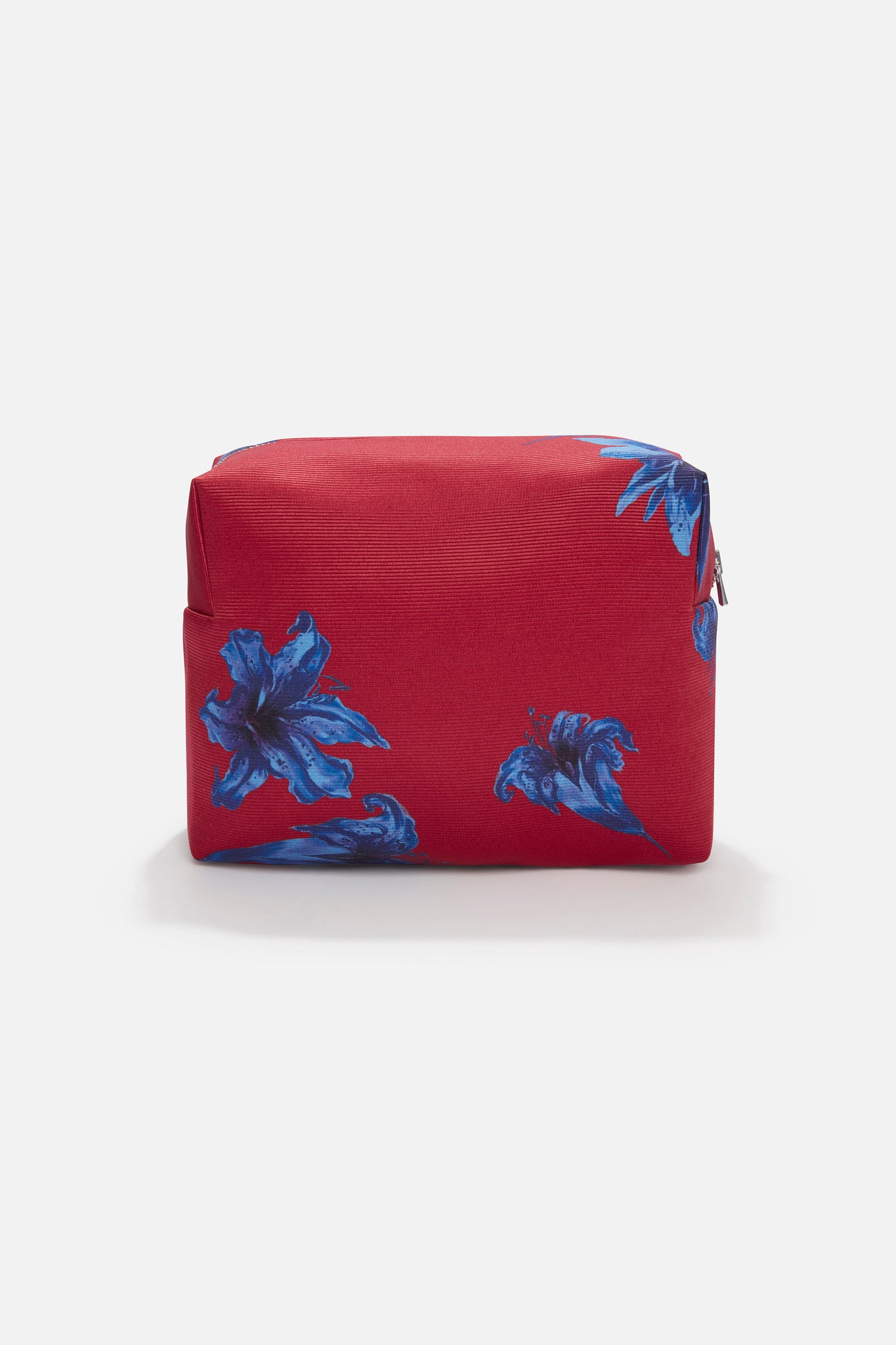 Washbag In Red & Blue Festive Lillies Taffeta Faille