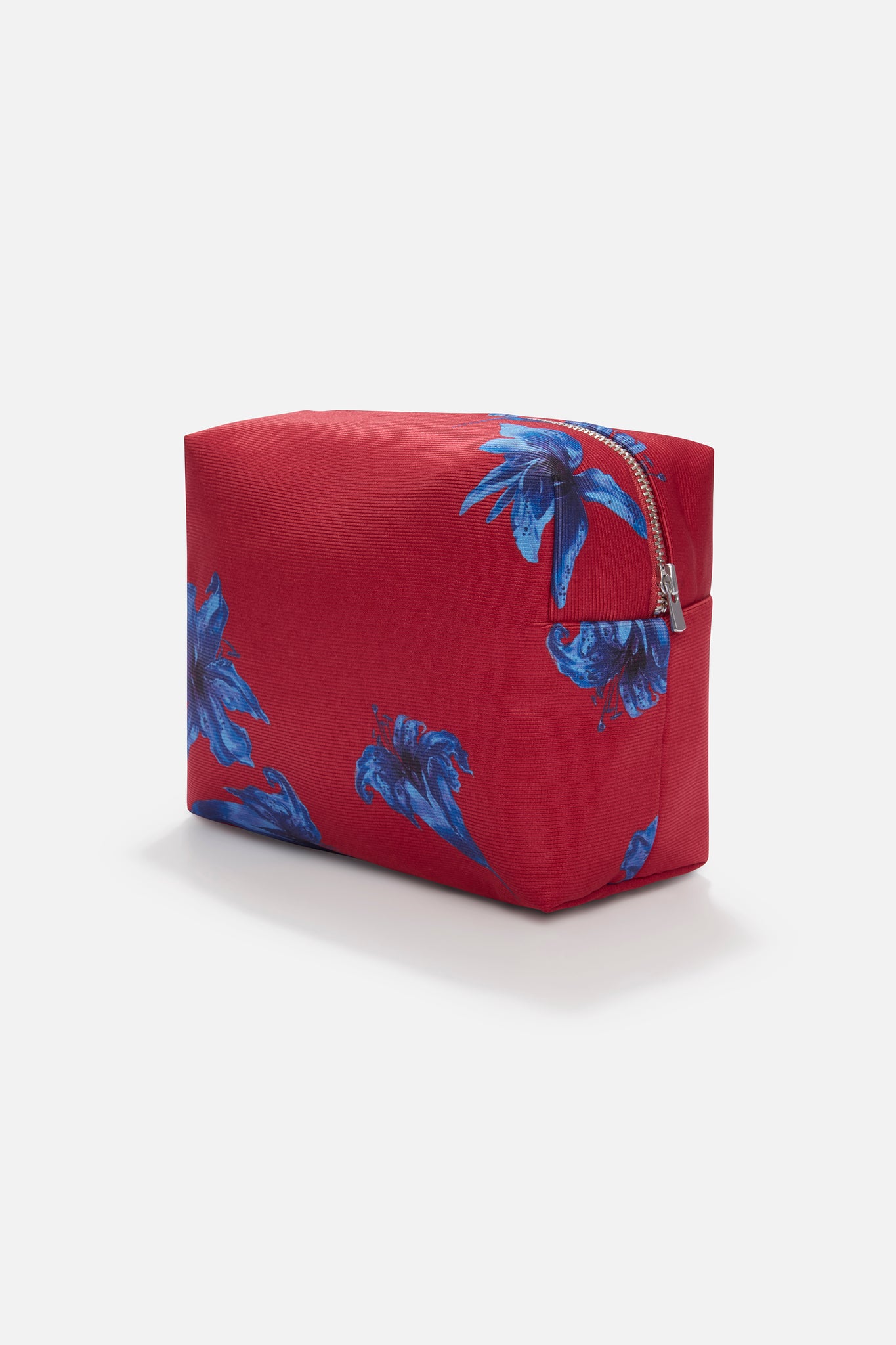 Washbag In Red & Blue Festive Lillies Taffeta Faille