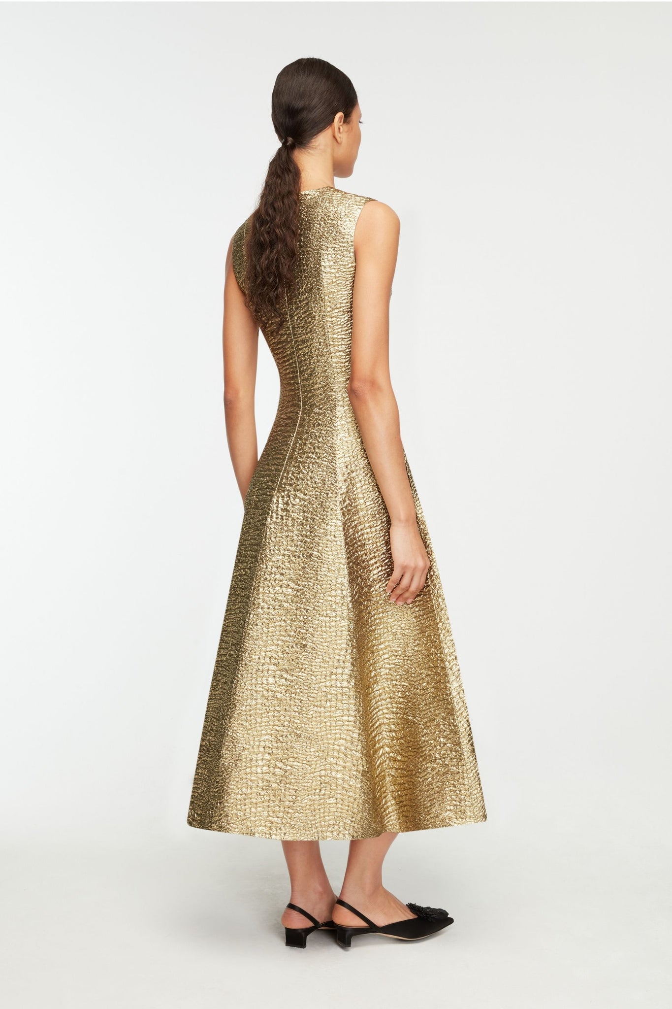 Mara Dress In Gold Metallic Seersucker