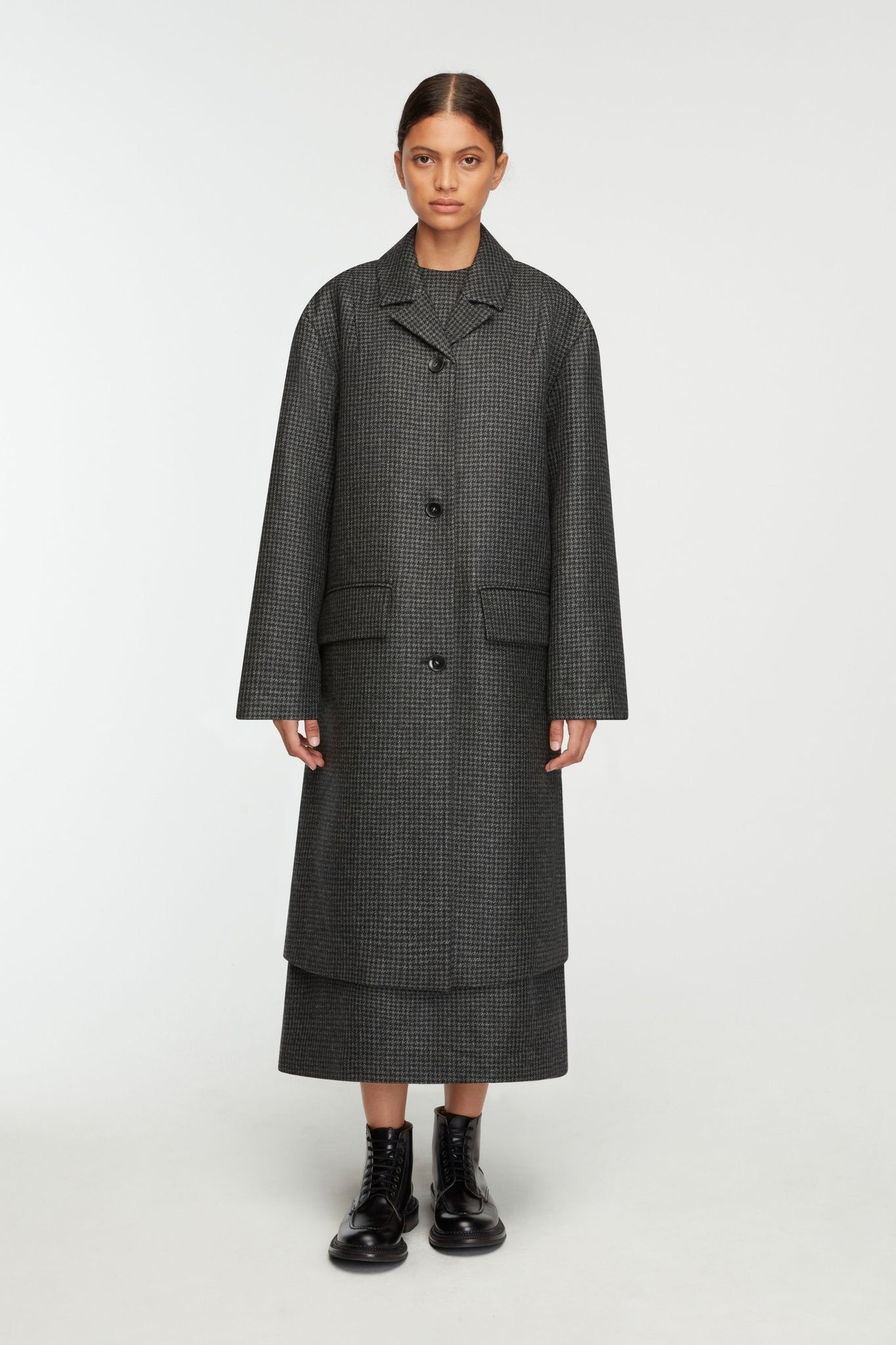 Alfredia Coat In Dark Grey Melange Houndstooth