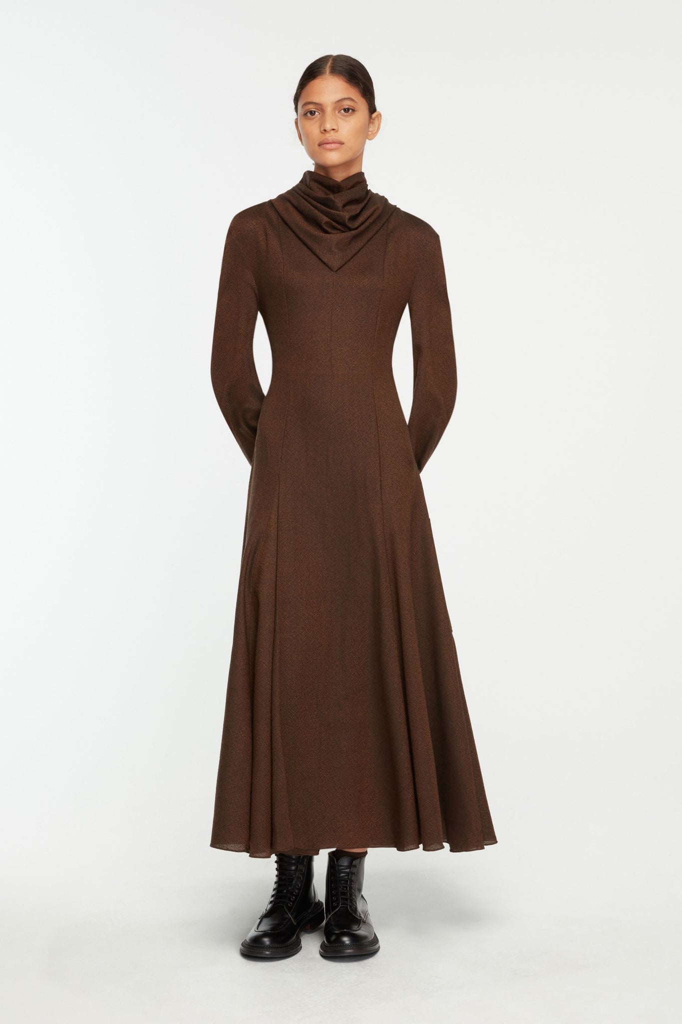 Avara Dress In Cinnamon Twill Wool