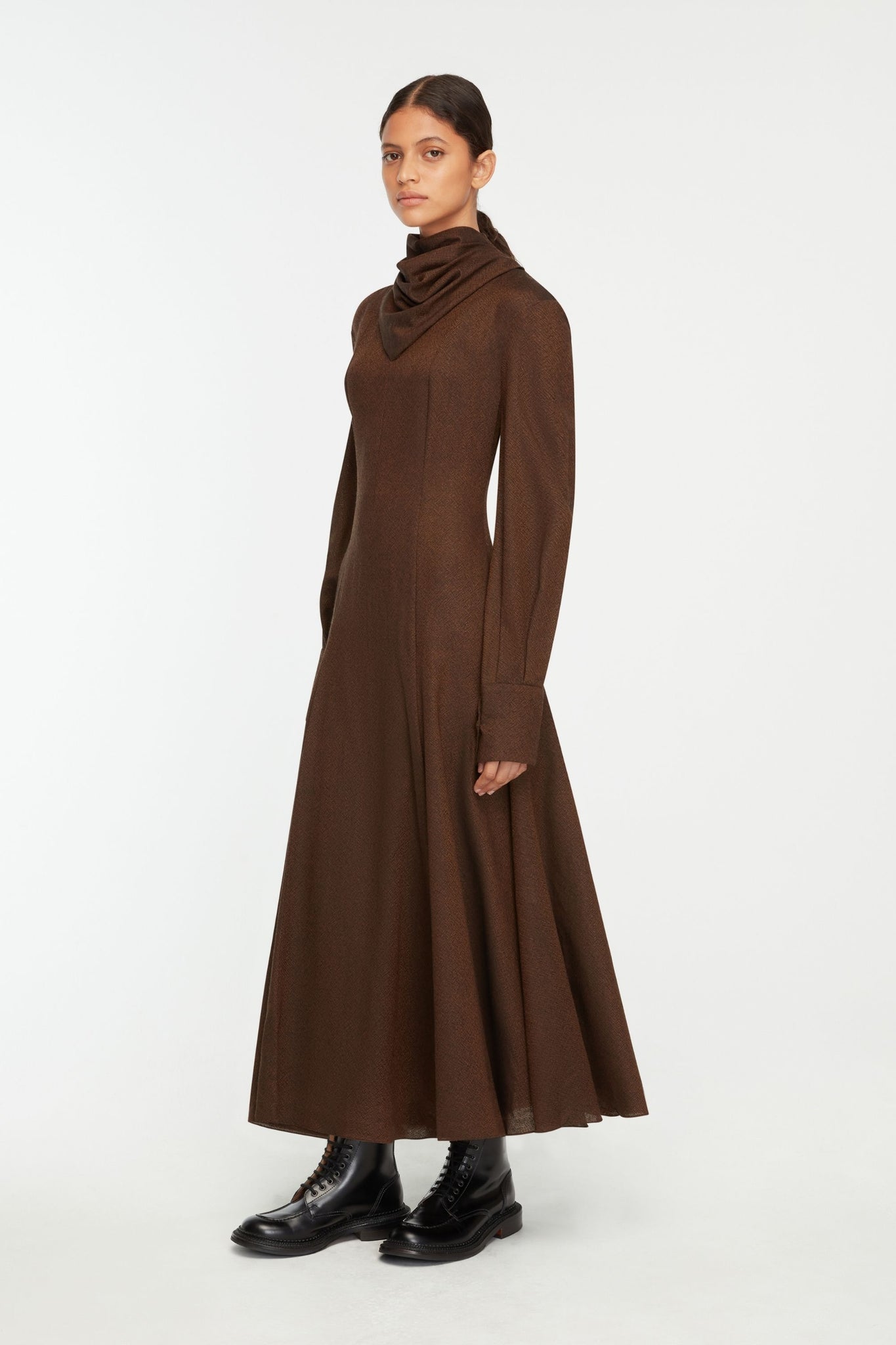 Avara Dress In Cinnamon Twill Wool