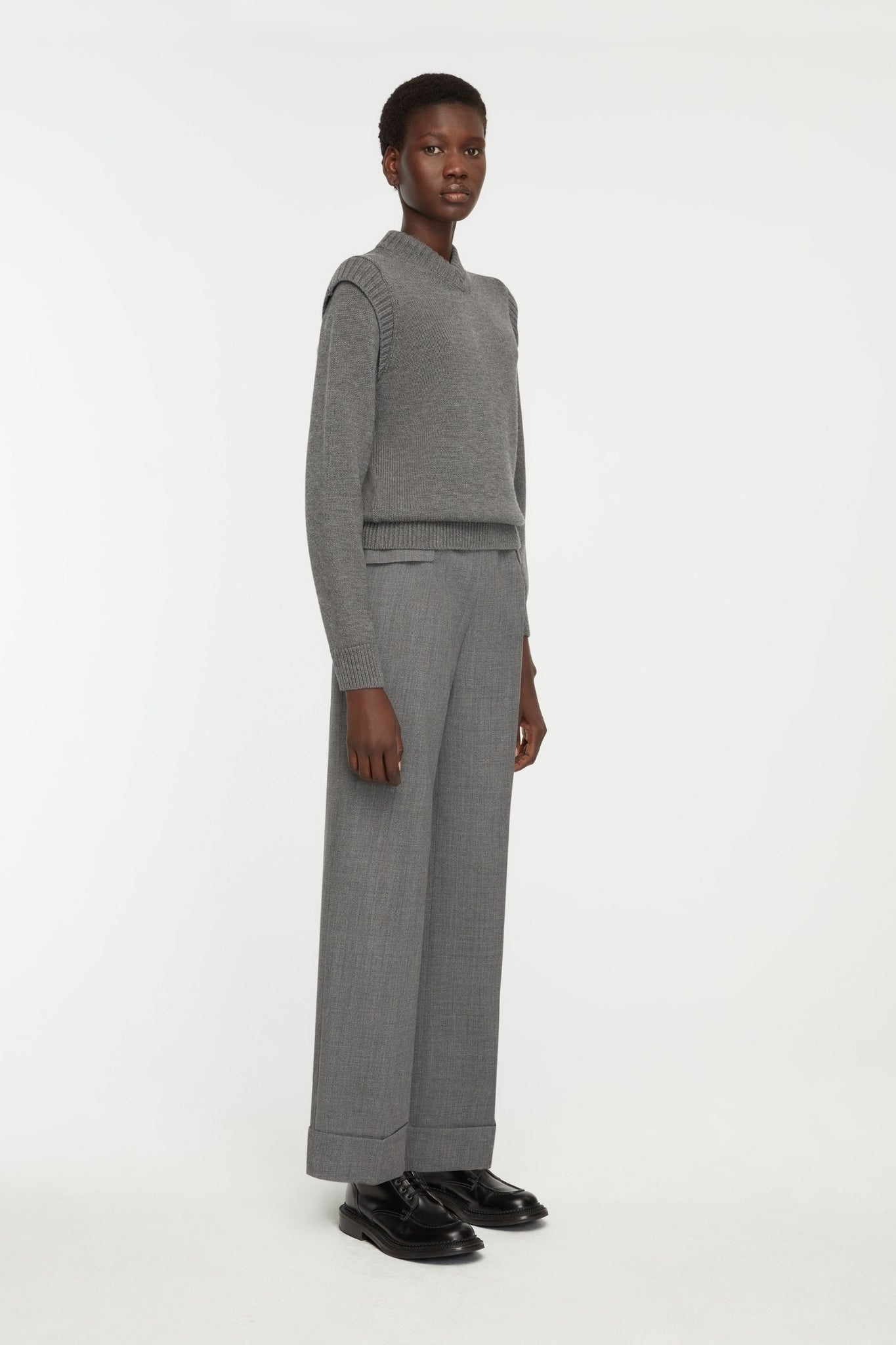 Eimear Trousers In Steel Grey Garden Wool
