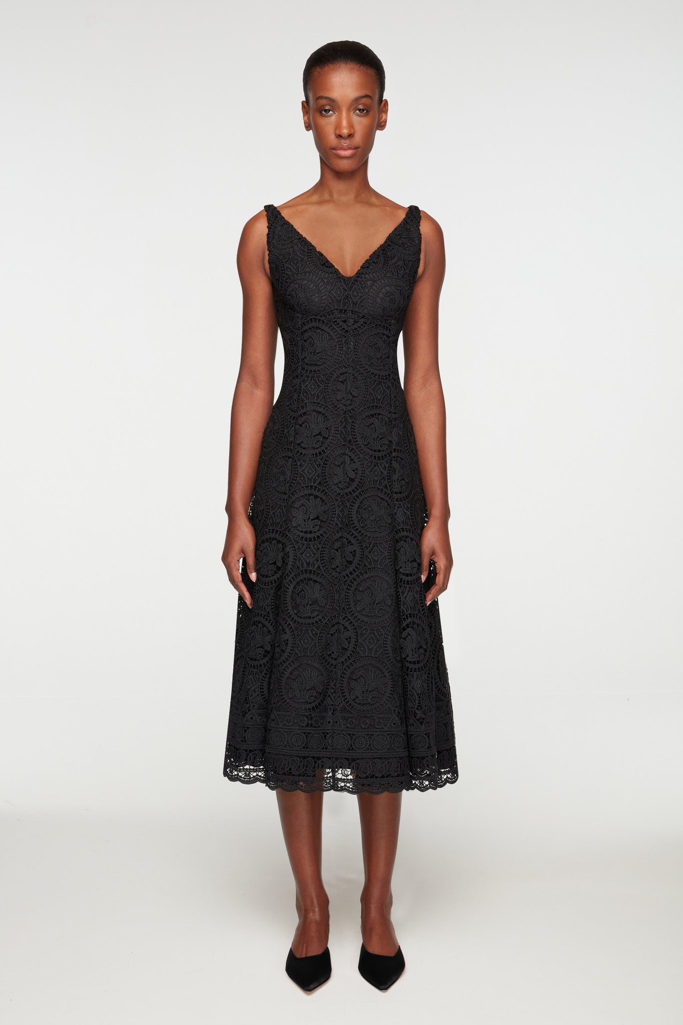Geneve Dress In Black Floral Guipure