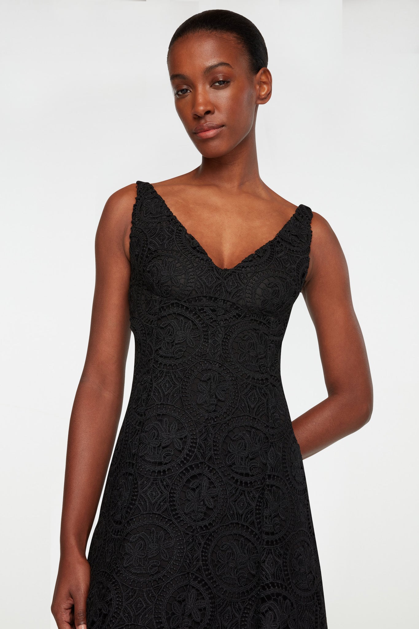 Geneve Dress In Black Floral Guipure