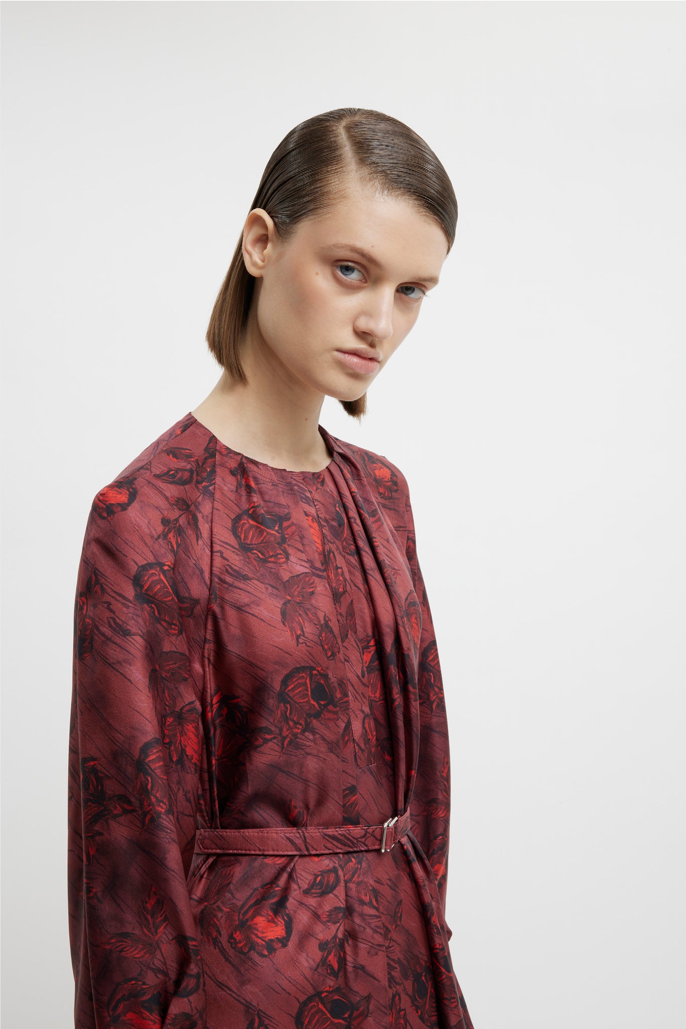 Bahiti Dress In Red Rose On Marble Print Silk Twill | Emilia Wickstead