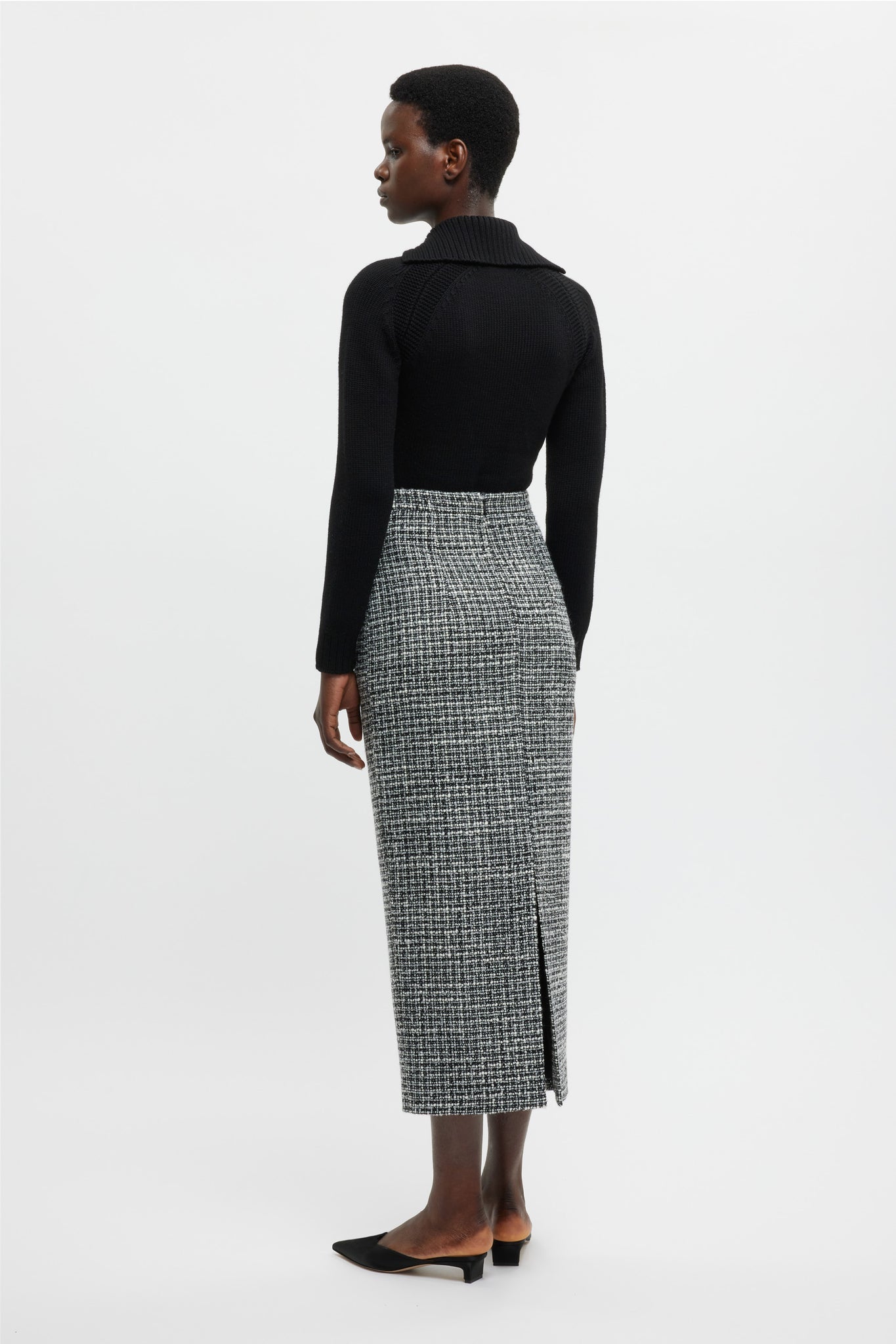 Lorelei Skirt In Ivory & Black Boucle Tweed | Emilia Wickstead