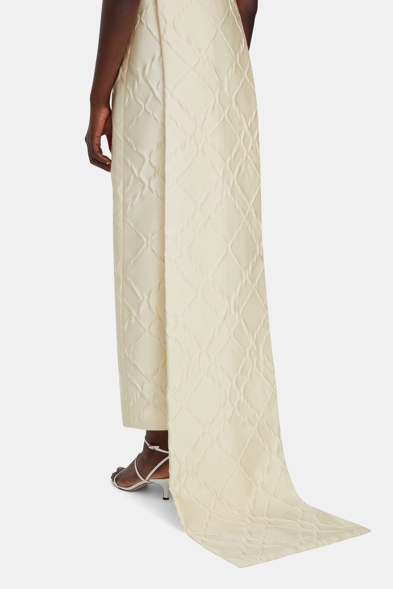 Hattie Strapless Dress with Train In Ivory Geometric Jacquard