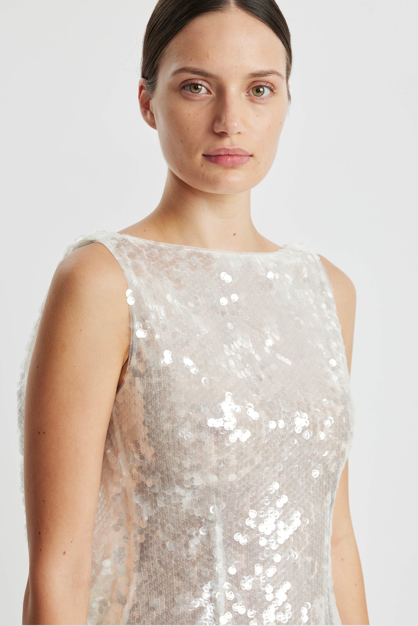 Leoni Evening Dress In Clear & White Sequins Leoni Evening Dress In Clear & White Sequins
