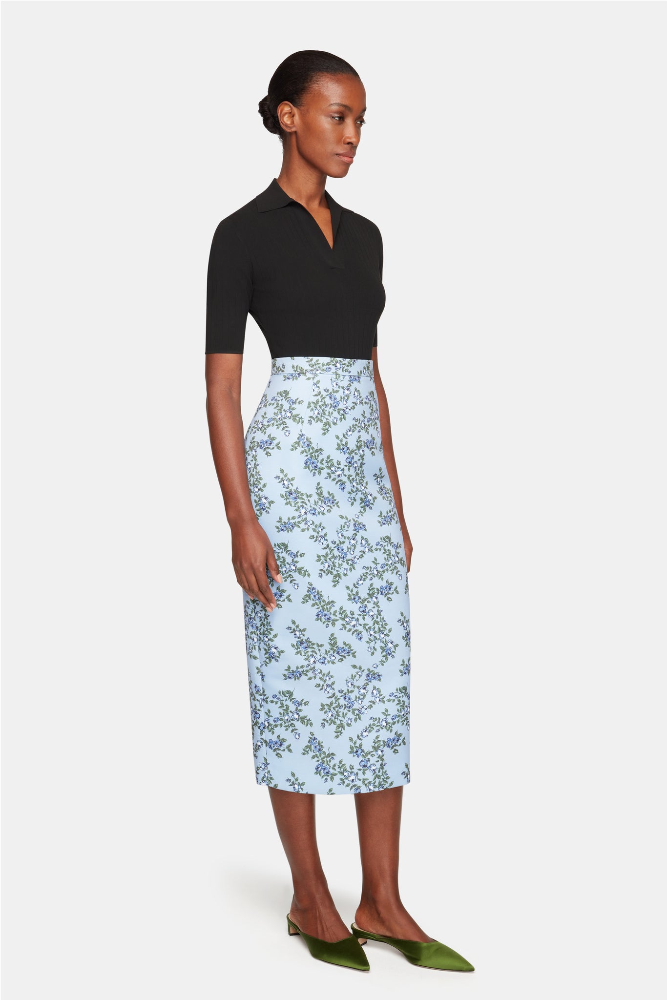 Lorelei Skirt In Blue Roses On Baby Blue Taffeta Faille | Emilia Wickstead