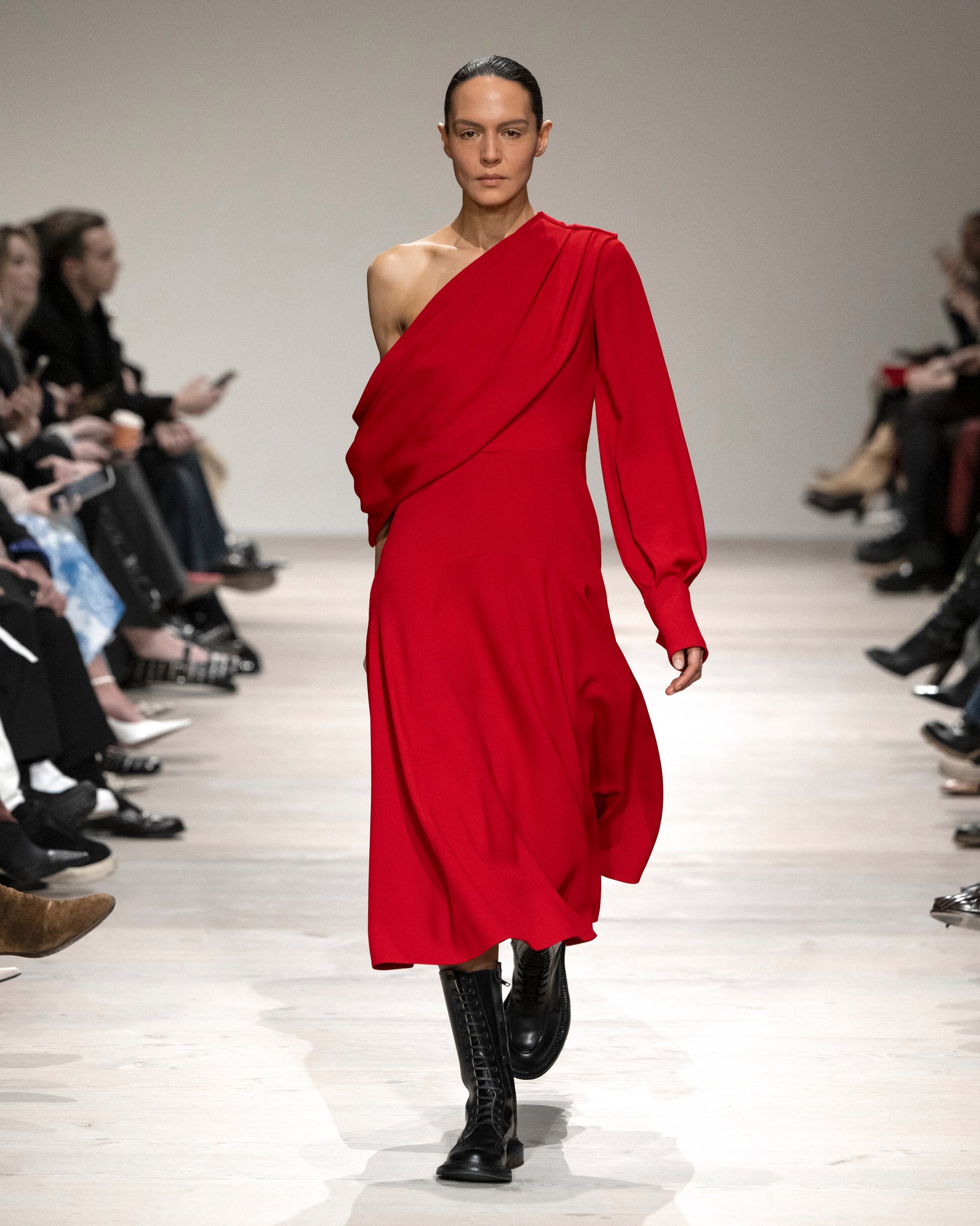 Sehima Dress In Red Sable Crepe