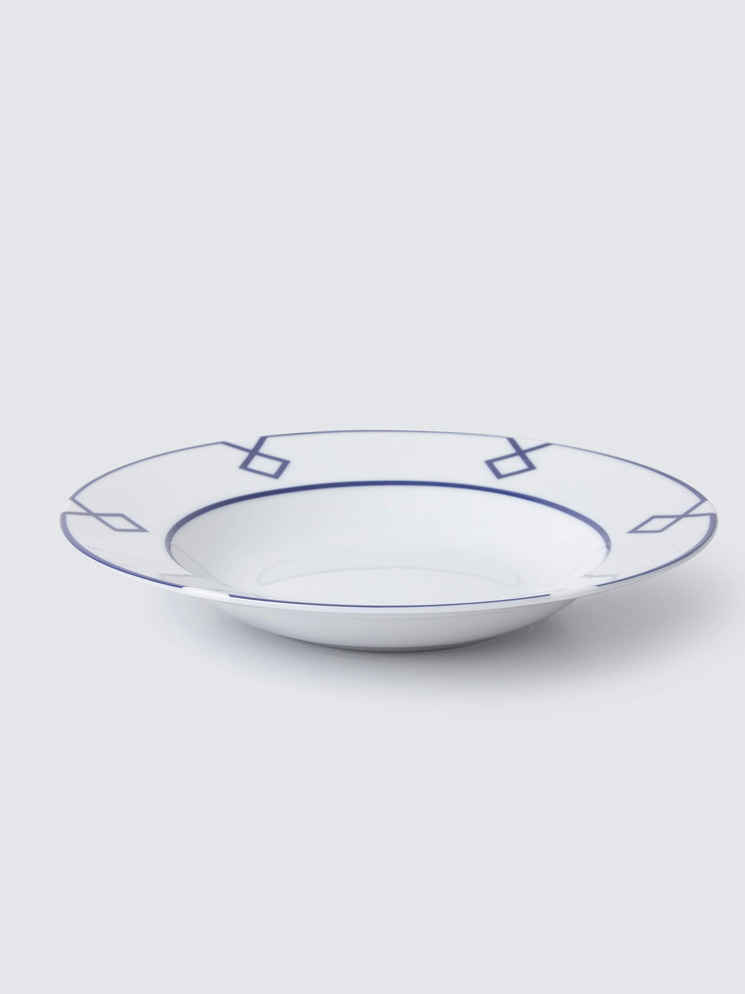 Naples Round Hollow Dish with Navy Geometric Border