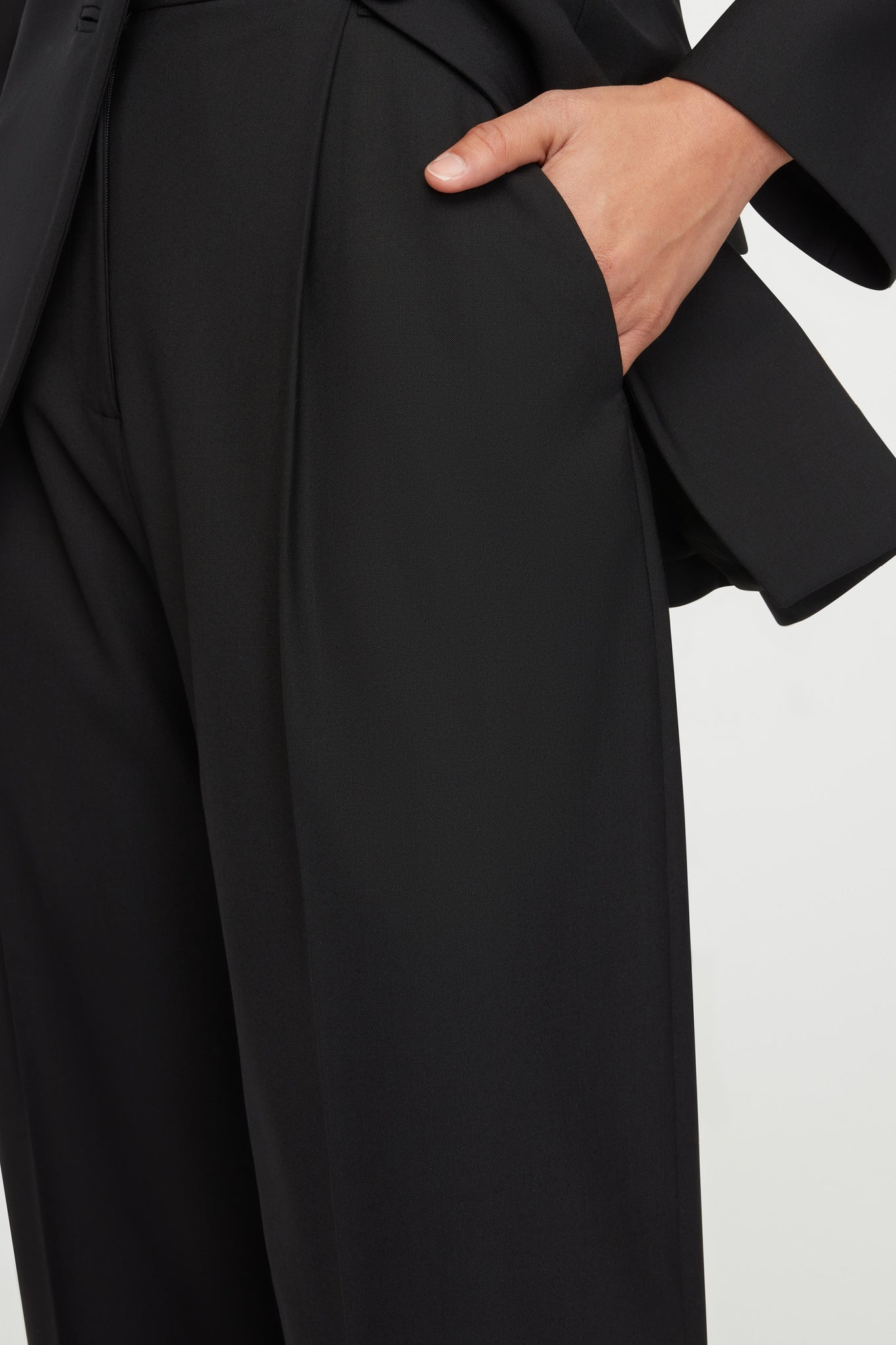 Audrey Trousers In Black Summer Wool