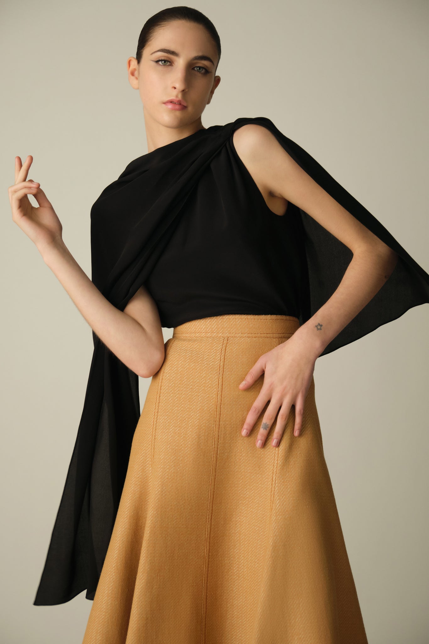 Rosie Top In Black Silk Crepe De Chine